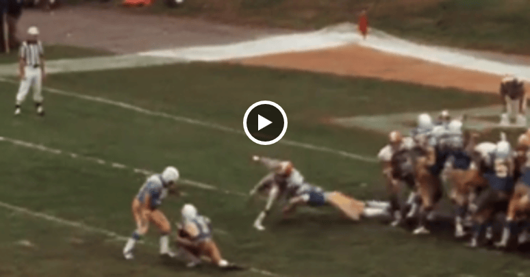 Watch San Diego Chargers Ron Holliday in 1973 score a singleton in a game versus the cleveland browns. 